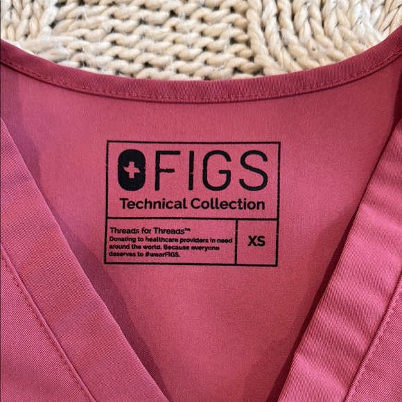 Figs Rose Gold Scrub Top - Picture 2 of 3